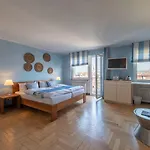 Viva Sky Hotel
