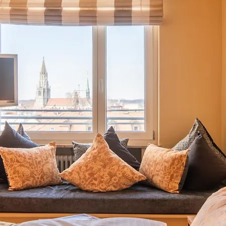 Viva Sky فندق 3*