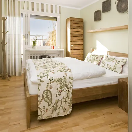 Viva Sky كونستانز