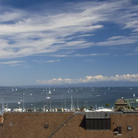 Viva Sky فندق كونستانز